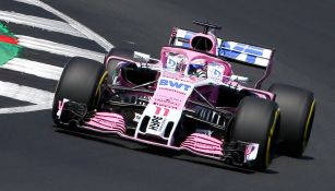 Checo recorre el circuito de Gran Bretaña 