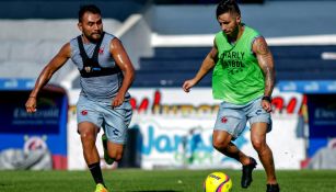 Antonio Martinez y Luis Moriega, durante el entrenamiento de Veracruz