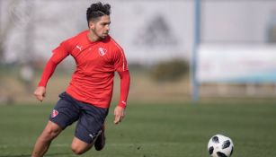 Martín Benítez en un entrenamiento del Independiente