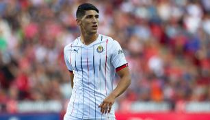 Alan Pulido, durante el duelo de Chivas en la J1 del A2018