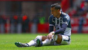 Funes Mori en el césped durante partido de Rayados