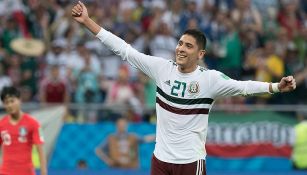 Edson Álvarez festeja con el Tri