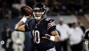 Mitch Trubisky durante un partido de los Bears