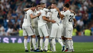 Jugadores del Real Madrid celebran un gol