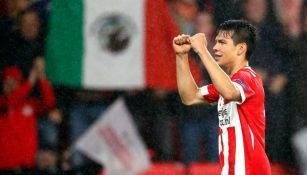 Lozano celebra anotación con el PSV