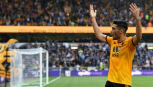 Jiménez festeja anotación con Wolverhampton