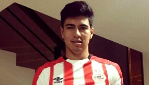 Érick Gutiérrez porta con orgullo la playera del PSV