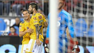 Dueñas y Gignac celebran anotación de Tigres