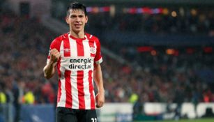 El Chucky Lozano durante un juego del PSV