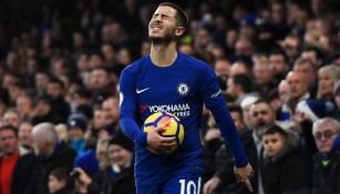 Eden Hazard lamenta error en un duelo con el Chelsea