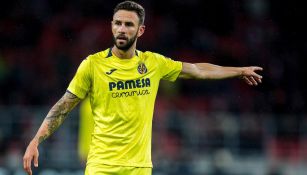 Layún disputa un duelo con el Submarino Amarillo 