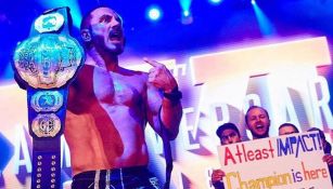 Austin Aries hace su entrada a Bound For Glory