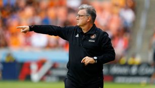 Gerardo Martino dirige al Atlanta United durante un duelo