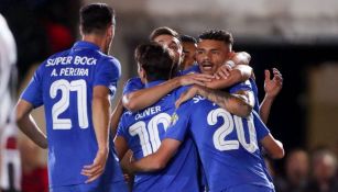 Jugadores del Porto festejan un gol en el juego de Copa