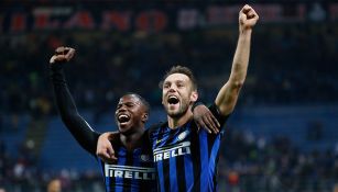 Vrij y Blade celebran el triunfo en el Derby della Madonnina