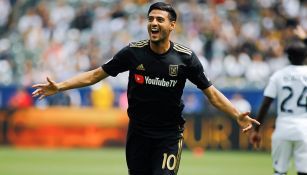 Carlos Vela festeja un gol con Los Angeles FC