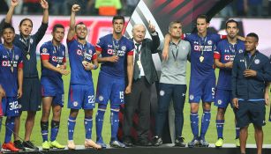 Guillermo Álvarez celebra el título de Cruz Azul en Estadio de Rayados 