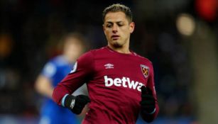 Chicharito en un juego del West Ham