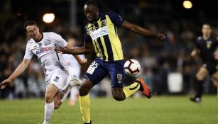 Bolt, durante partido del Central Coast Mariners 