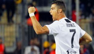 Cristiano Ronaldo festeja un gol con la Juventus