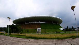 Las afueras del Estadio Akron