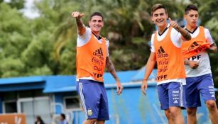 Dybala y Rodrigo De Paul durante práctica de Argentina