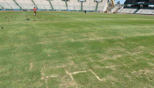 Cancha del Estadio Mario Alberto Kempes previo al encuentro entre Argentina y México 