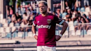 Chicharito, durante un partido del West Ham United 