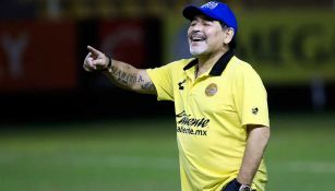 Maradona dirigiendo a Dorados 