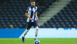 Héctor Herrera en un partido del Porto