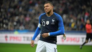 Mbappé se lesiona en el partido vs Uruguay