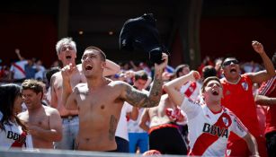 Aficionados del River Plate en el Estadio Monumental