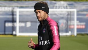 Neymar, en un entrenamiento con el París Saint-Germain