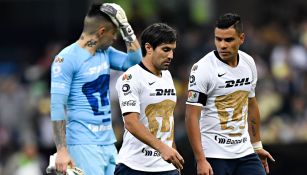 Jugadores de Pumas se lamentan tras la goleada ante América