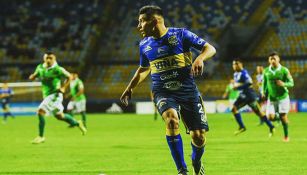 Zuñiga en juego con le Everton 