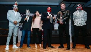 Psycho Clown, Mystezis Jr., Vanilla, Chessman, Vampiro y Pagano, durante conferencia de prensa 