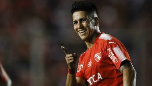 Maxi Meza en un partido de Independiente