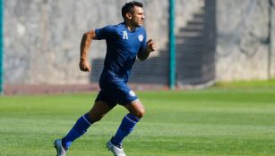 Walter Montoya, durante un entrenamiento con Cruz Azul