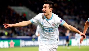 Lozano, festeja anotación con el PSV 