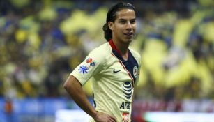 Lainez en un partido en el Azteca