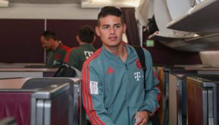 James Rodríguez a su llegada con el Bayern a Doha