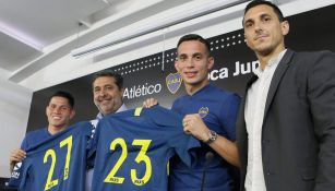 Marcone posa con la playera de Boca