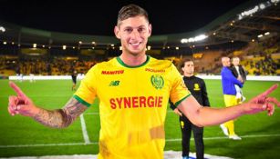 Emiliano Sala celebra una victoria con Nantes