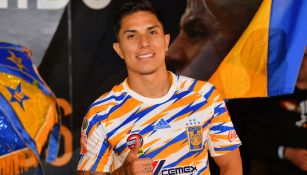 Salcedo, durante su presentación con los Tigres 