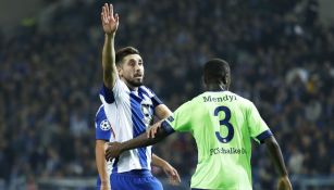 Héctor Herrera durante un partido de Champions League 