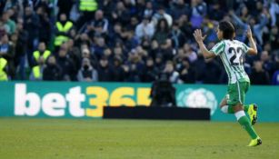 Lainez ingresa al terreno de juego en duelo del Betis