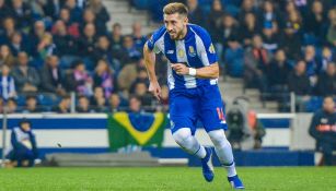 Héctor Herrera, durante un juego con el Porto