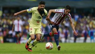 Oribe Peralta durante el Clásico Nacional 