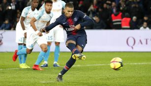 Kylian Mbappé durante un partido contra el Olympique de Marsella