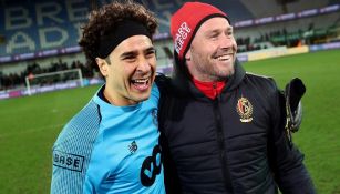 Guillermo Ochoa, feliz tras un duelo con el Standard de Lieja